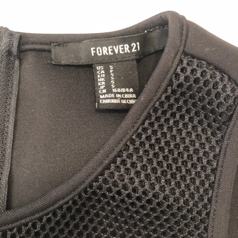 Forever 21 Black Fringe Crop Top - Picture 3 of 3